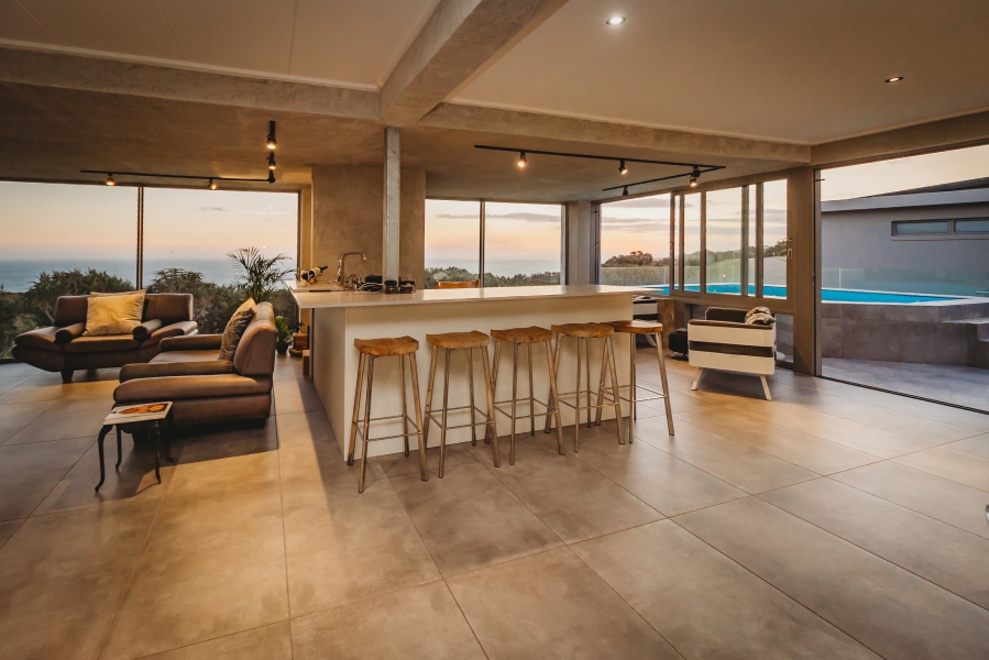 4 Bedroom Property for Sale in Herolds Bay Western Cape